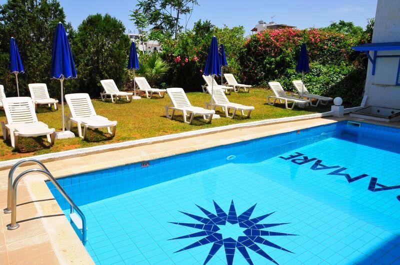 Pollis Hotel Hersonissos  Esterno foto