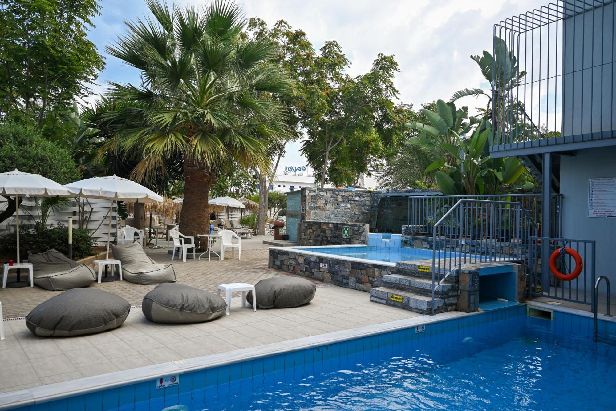 Pollis Hotel Hersonissos  Esterno foto