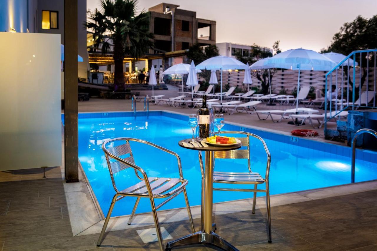 Pollis Hotel Hersonissos  Esterno foto